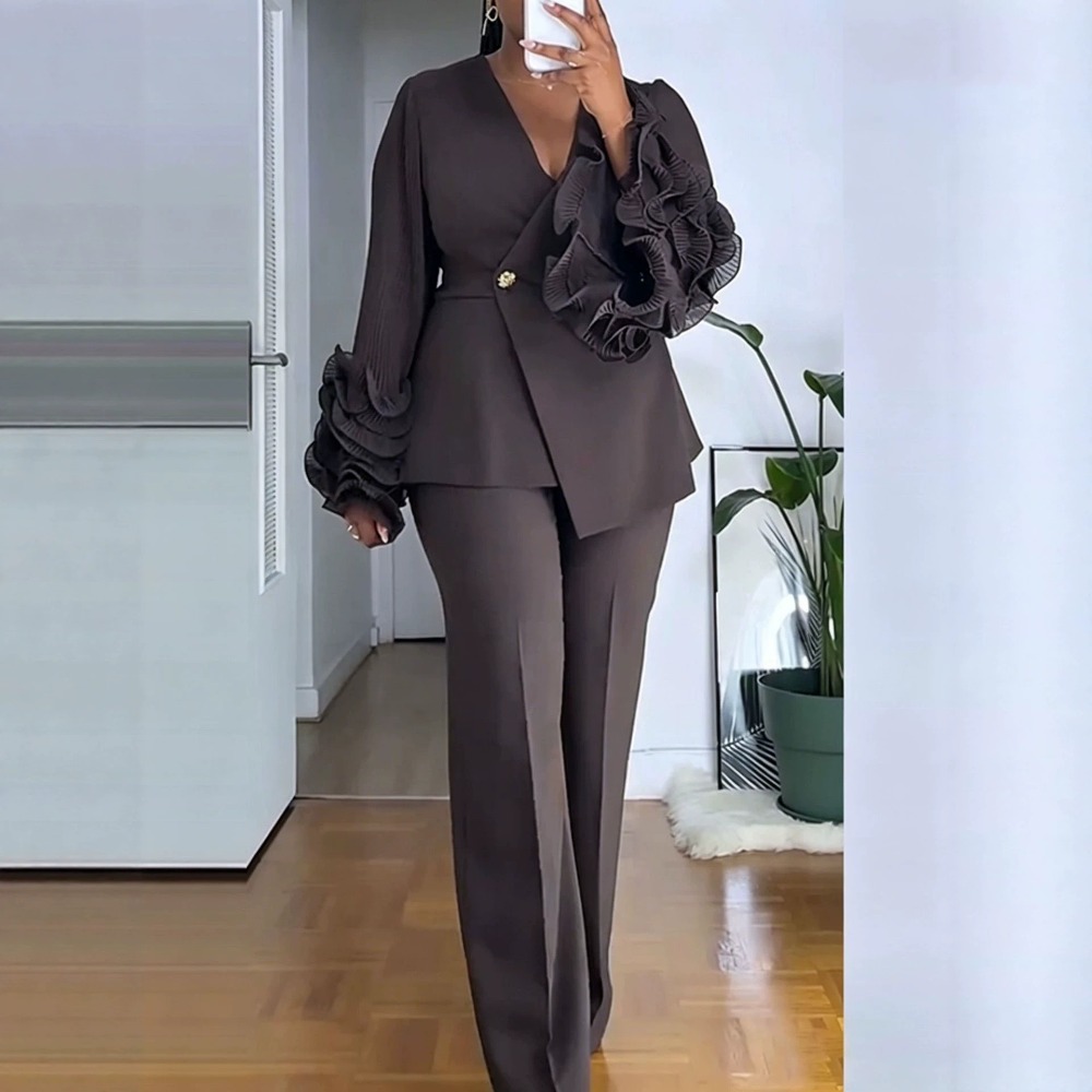 Formal Attire Woman - Women's 2‑Piece Pant Suit Deep‑V Ruffle