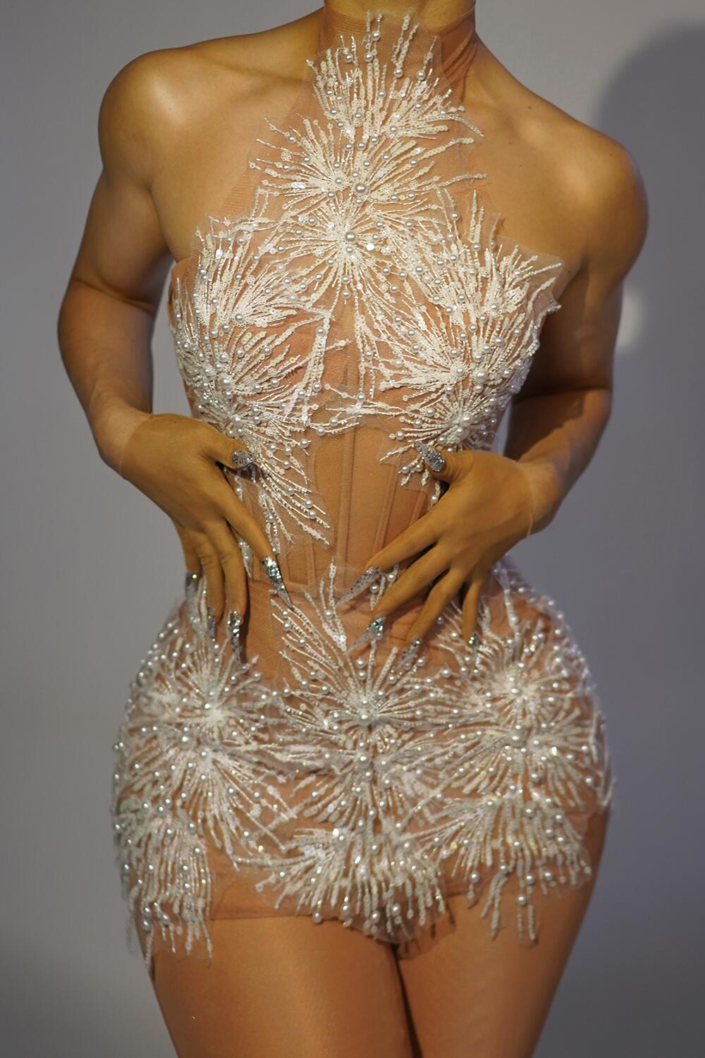 Sparkly Rhinestones Pearls Sno - Woman Formal Wear 评论和价格