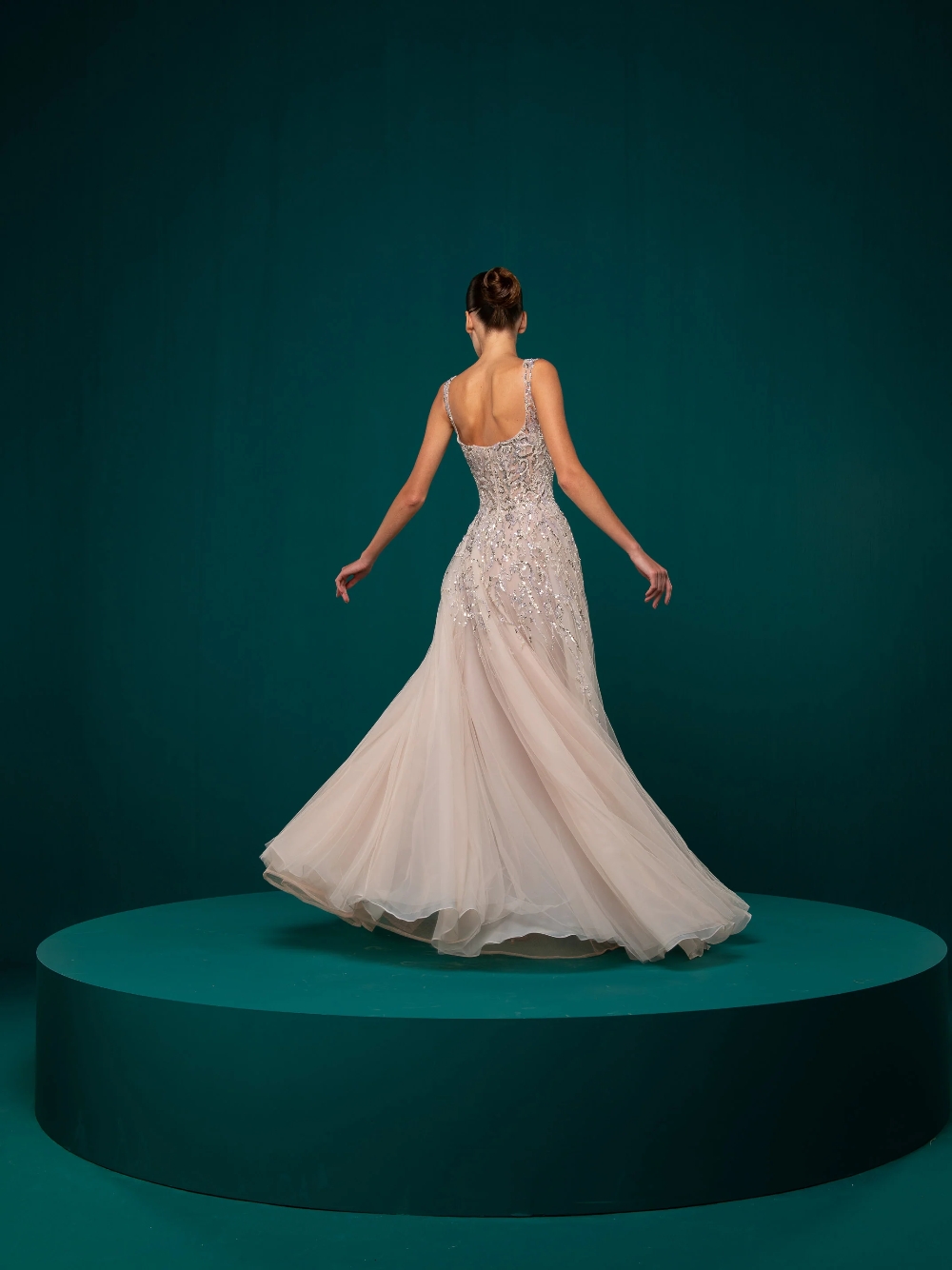 Elegant Square Neck Evening Dr - Women Formal Wear Dubai 评论和价格